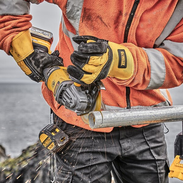 متر 8 متری دیوالت مدل dwht0-33991