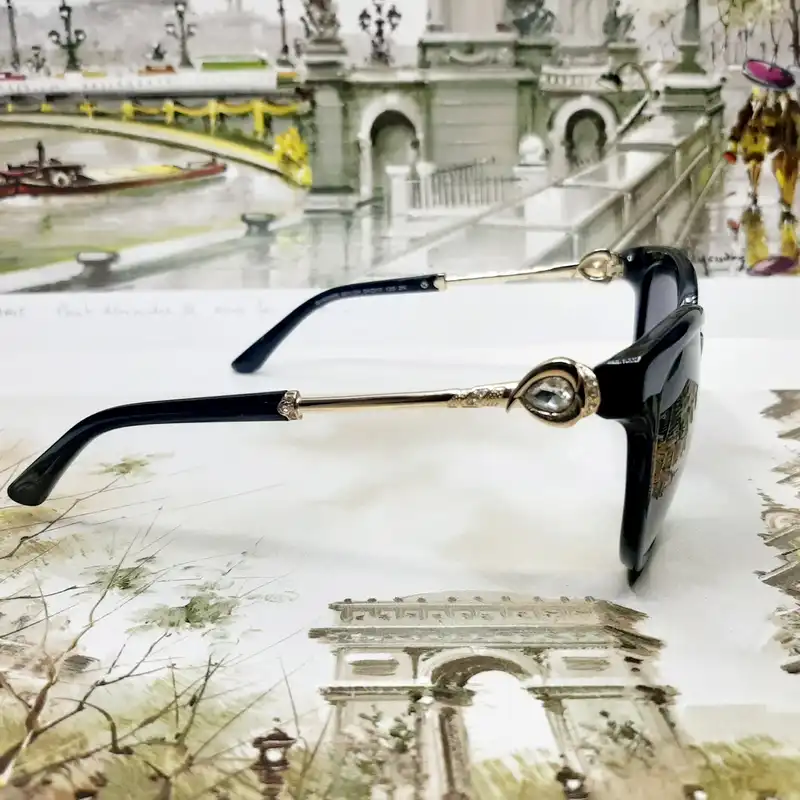 عینک آفتابی زنانه  مدل BV8306B5013h