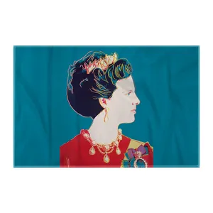 کاغذ کادو ترمه طراحان ایده مدل مارگارت ملکه دانمارک از وارهول کد art0868 سایز 57x37 سانتی متر