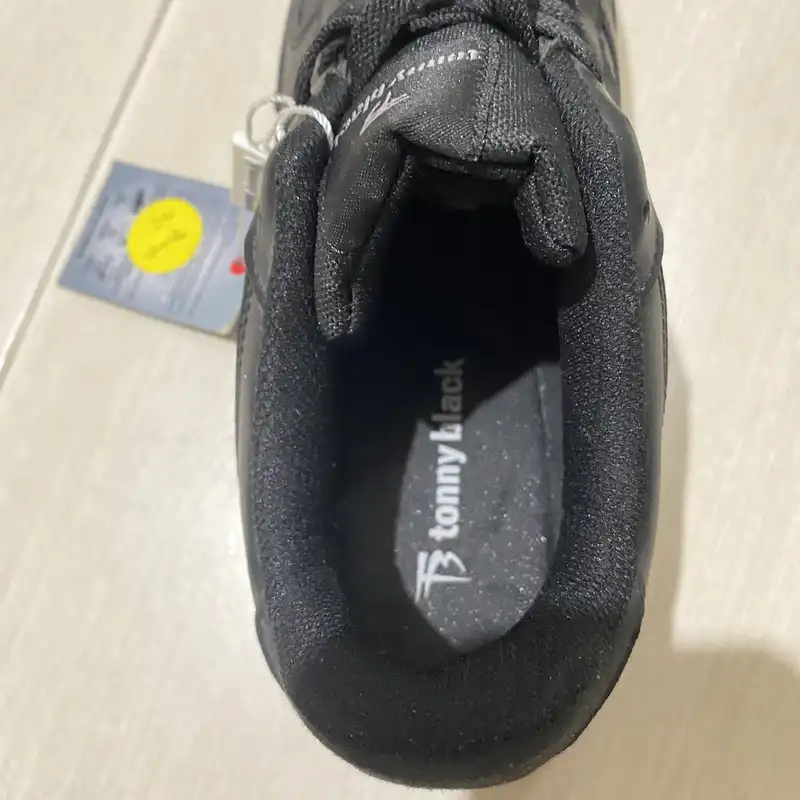 کفش پیاده روی تونی بلک مدل 232