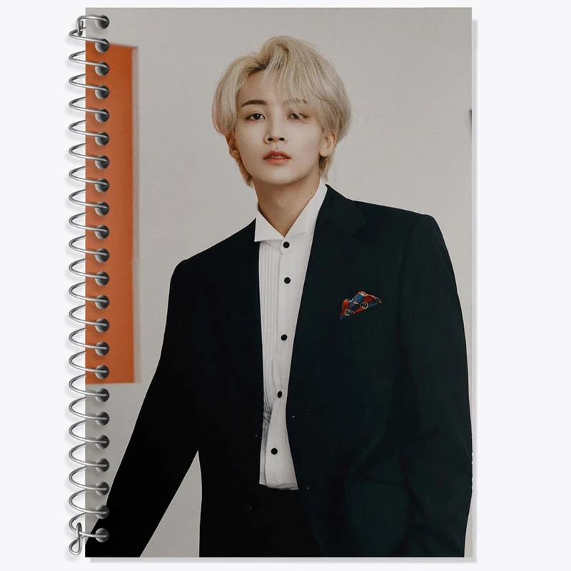 دفتر زبان 50 برگ خندالو مدل دو خط طرح جونگهان گروه سونتین Seventeen کد 21590