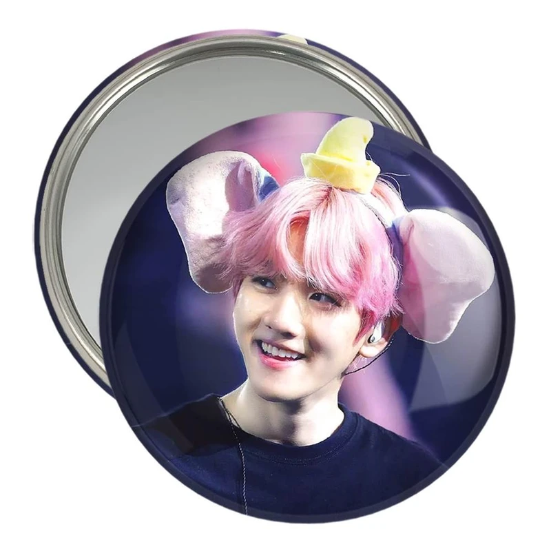 آینه جیبی خندالو مدل بکهیون گروه اکسو EXO  کد 13604