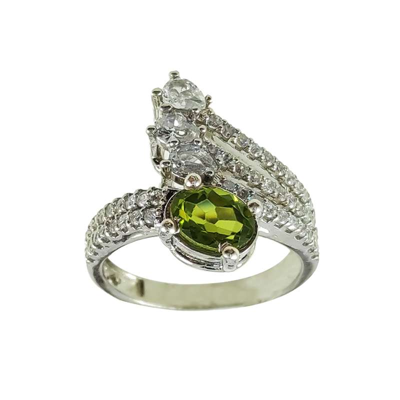 انگشتر نقره زنانه سلین کالا مدل زبرجد کد 16 انگشتر نقره زنانه سلین کالا مدل زبرجد کد 16