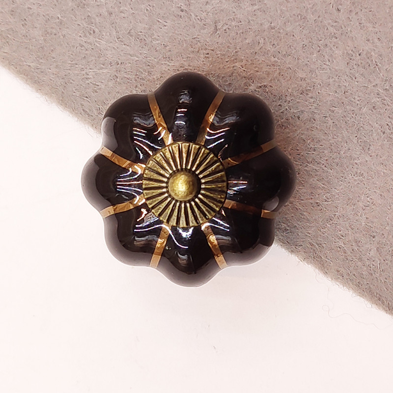 دستگیره کابینت کپران مدل تک پیچ کلاسیک 228-K بسته 10 عددی