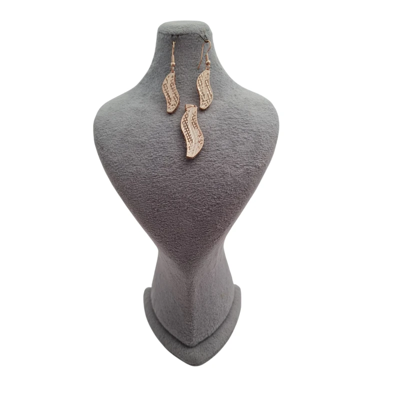 نیم ست زنانه مدل طلاروس برگی