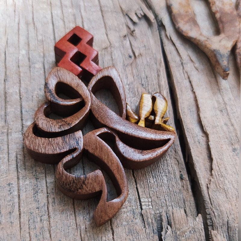 گردنبند دخترانه مدل عشق