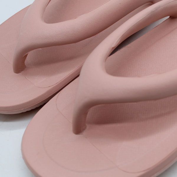 دمپایی لاانگشتی زنانه پاپا مدل آلما کد 1426-YW - - 25