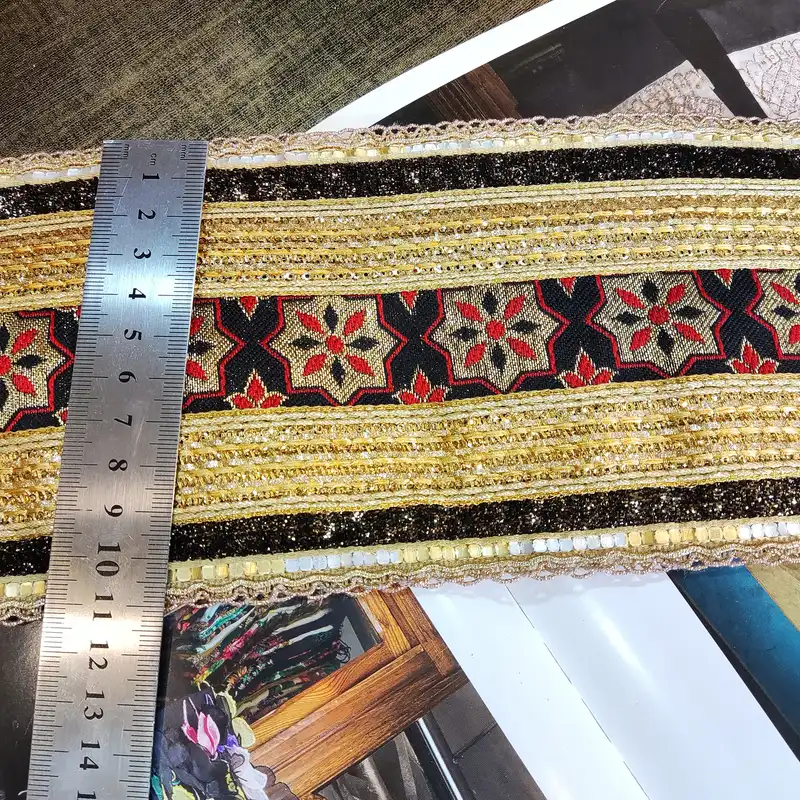 نوار یراق مدل سنتی پهن C طول 1 متر