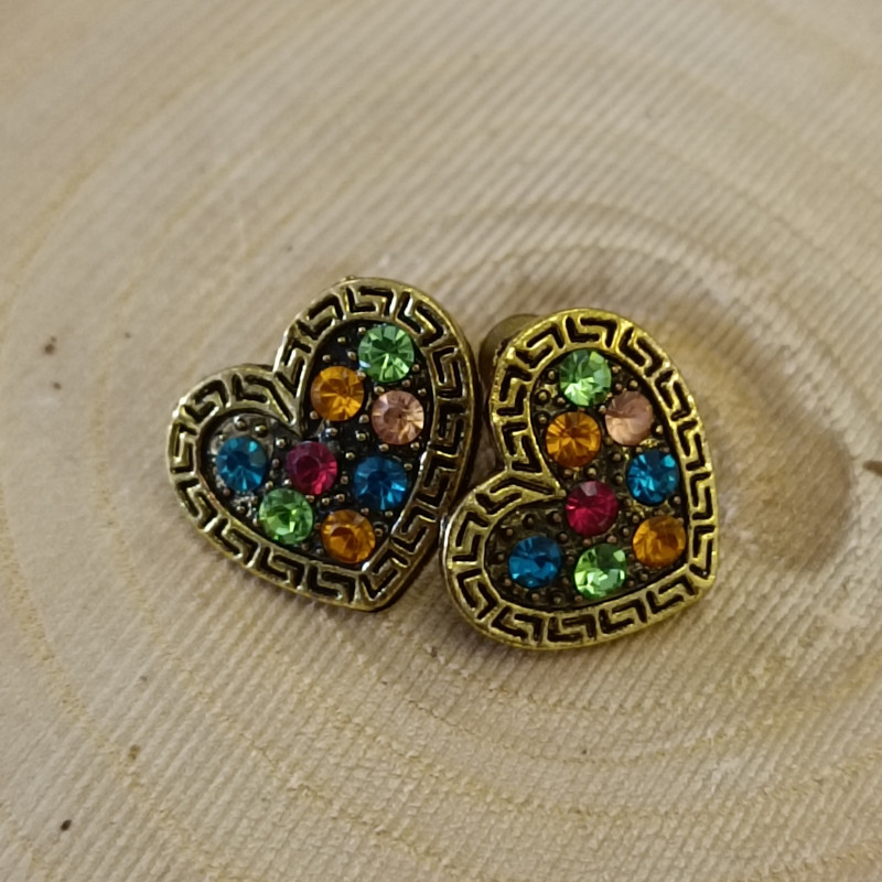 گوشواره زنانه مدل قلب نگین دار گوشواره زنانه مدل قلب نگین دار