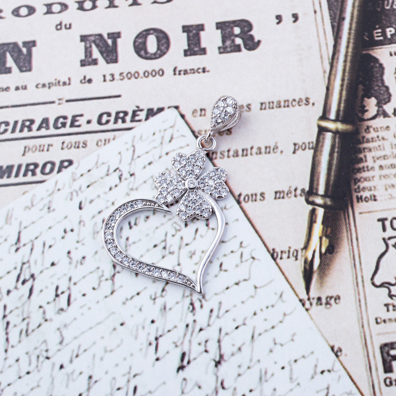 گردنبند نقره زنانه مدل قلب AMT_M107