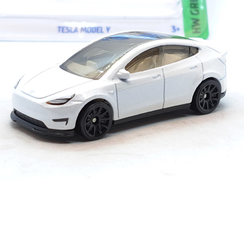ماکت ماشین هات ویلز مدل HW Tesla Model Y