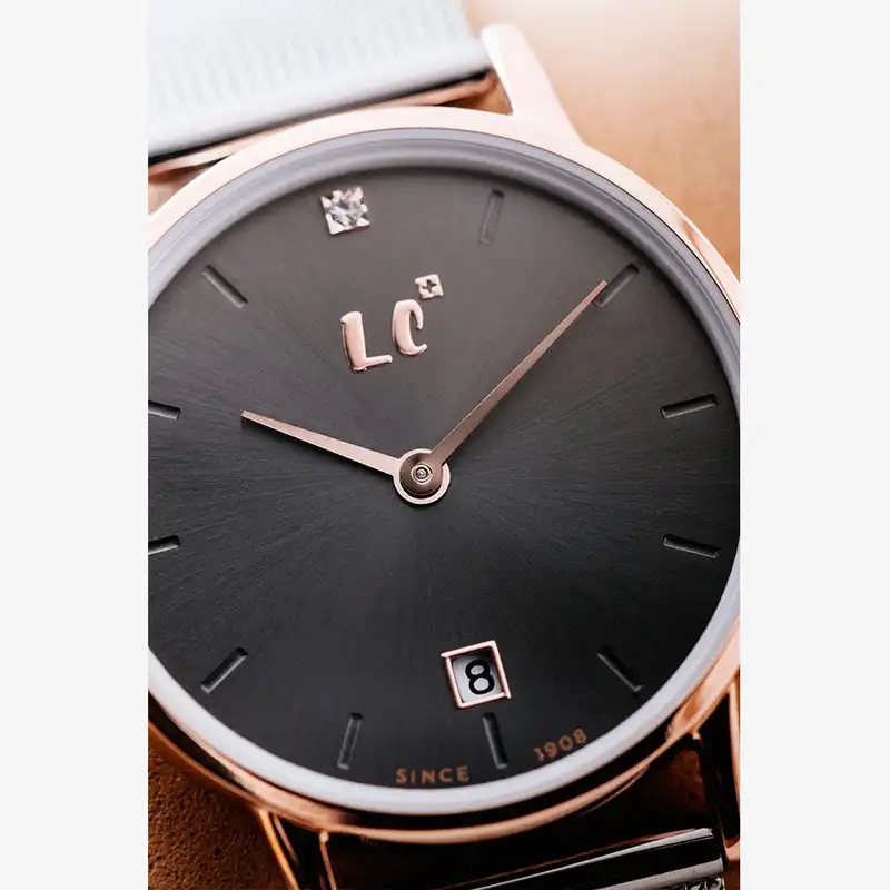 ساعت مچی عقربه ای زنانه لی‌کانر مدل LC04153L.460