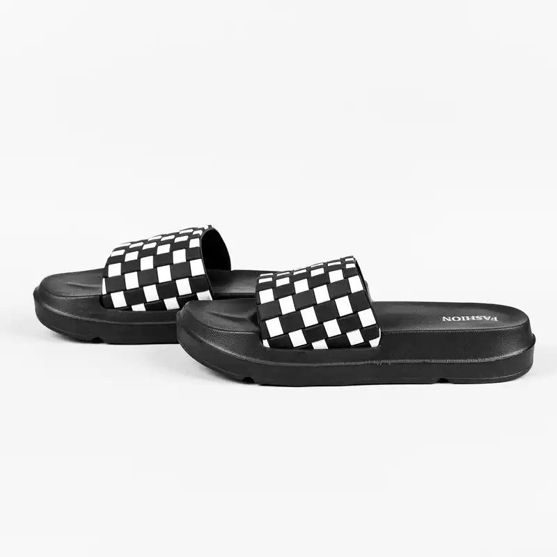 دمپایی زنانه پاپا مدل فشن شطرنجی کد BK.2833