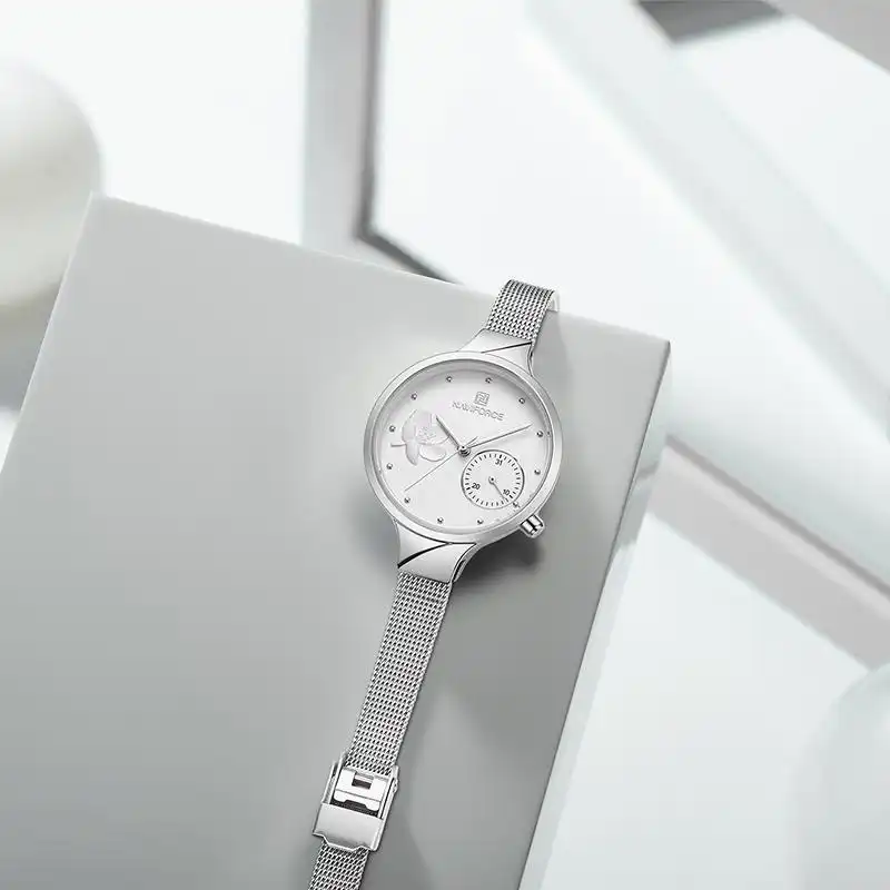 ساعت مچی عقربه ای زنانه نیوی فورس مدل NF 5001 S W S