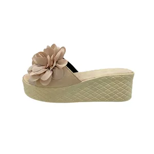 دمپایی زنانه مدل یاسمن Y202