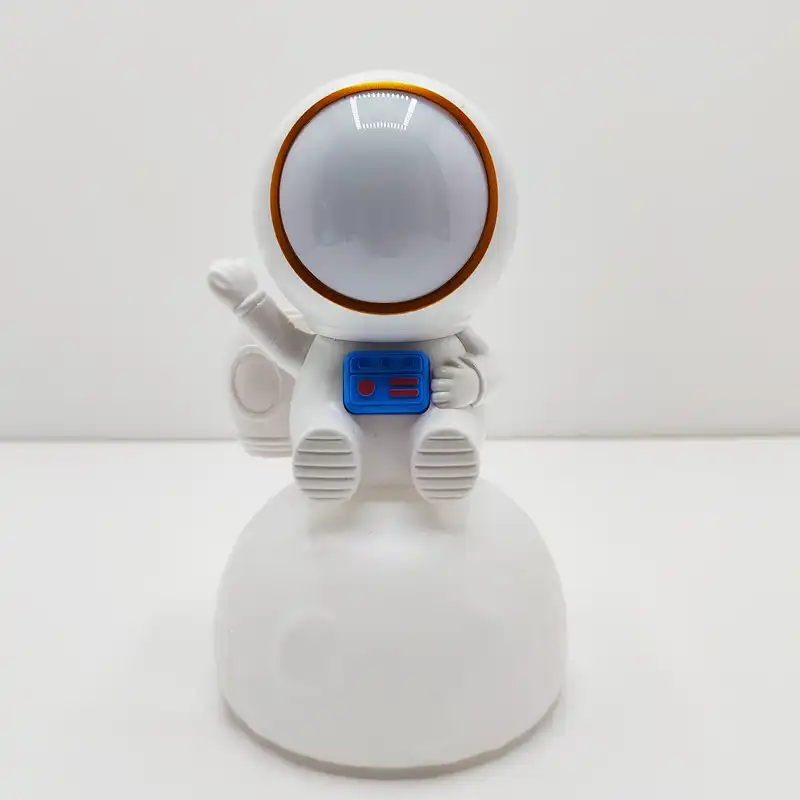 چراغ مطالعه مدل سیاره و فضانورد