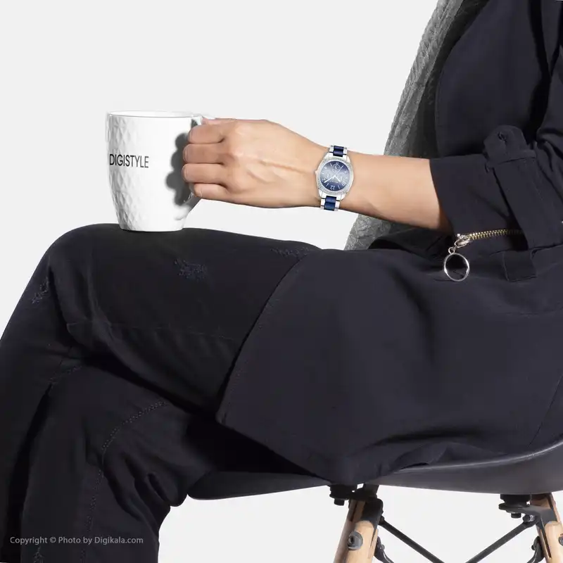 ساعت مچی عقربه ای زنانه الیکسا مدل E111-L449