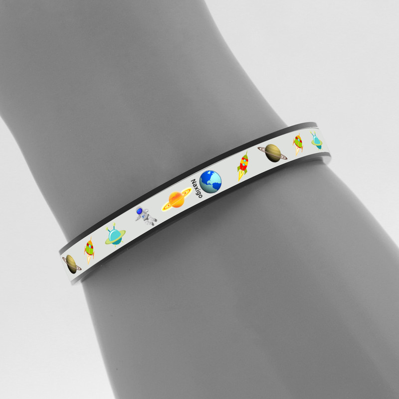 دستبند ناکسیگو طرح فضانوردی مدل BR5484