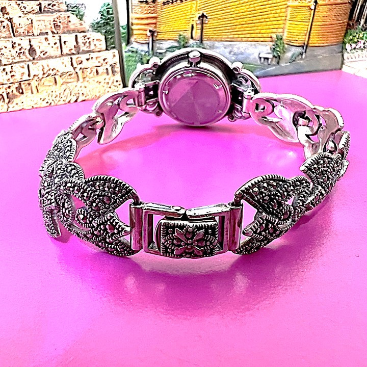 ساعت مچی عقربه ای زنانه اچ اف مدل نقره glsr-2436 ساعت مچی عقربه ای زنانه اچ اف مدل نقره glsr-2436