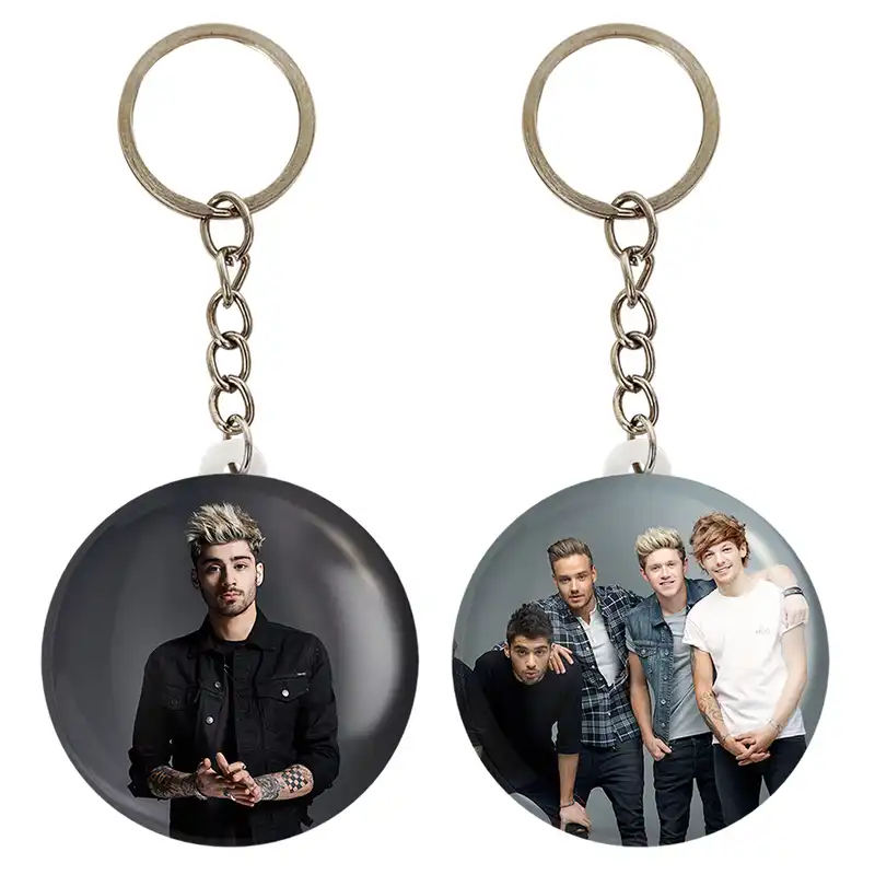 جاکلیدی خندالو مدل زین مالیک گروه موسیقی وان دایرکشن کد 1895318964 مجموعه 2 عددی