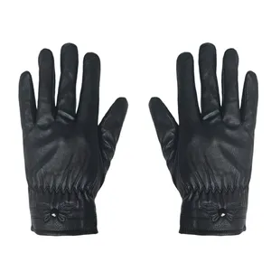 دستکش زنانه مدل چرم طرح پروانه کد GL120