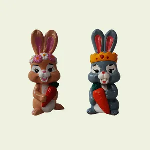 مجسمه طرح نماد سال 1402 مدل ملکه و پادشاه بسته 2 عددی