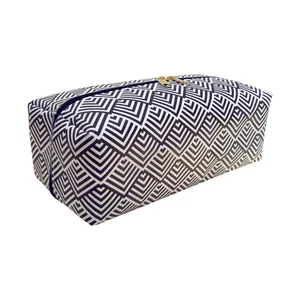 کیف لوازم آرایش زنانه طرح هاشوری مدل TP-304