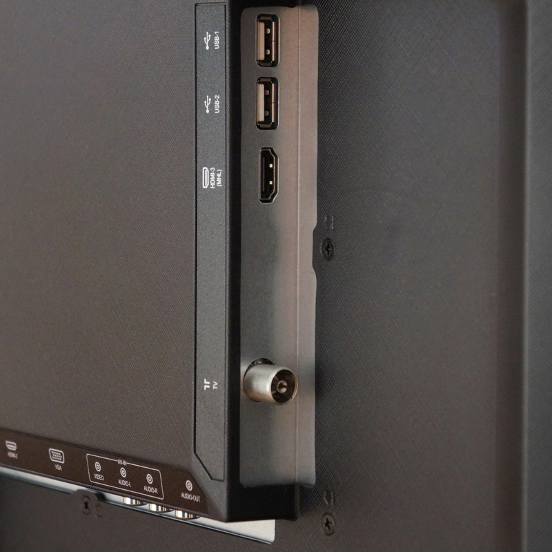 تلویزیون ال ای دی هوشمند بلست مدل BTV-49KDA110B سایز 49 اینچ