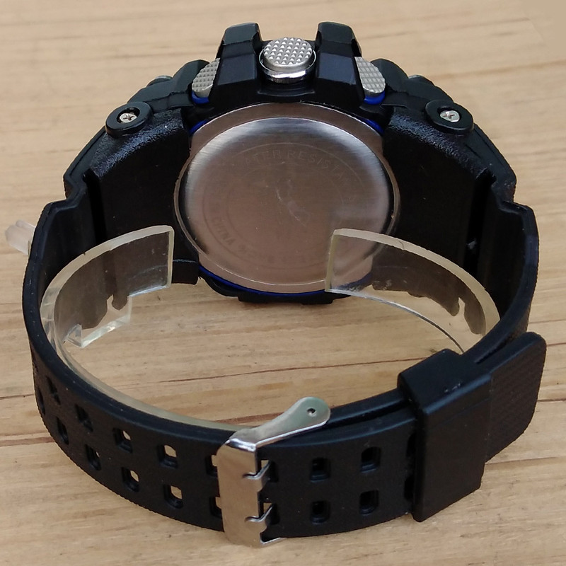 ساعت مچی دیجیتال پسرانه والار مدل SPORT کد 40M-D