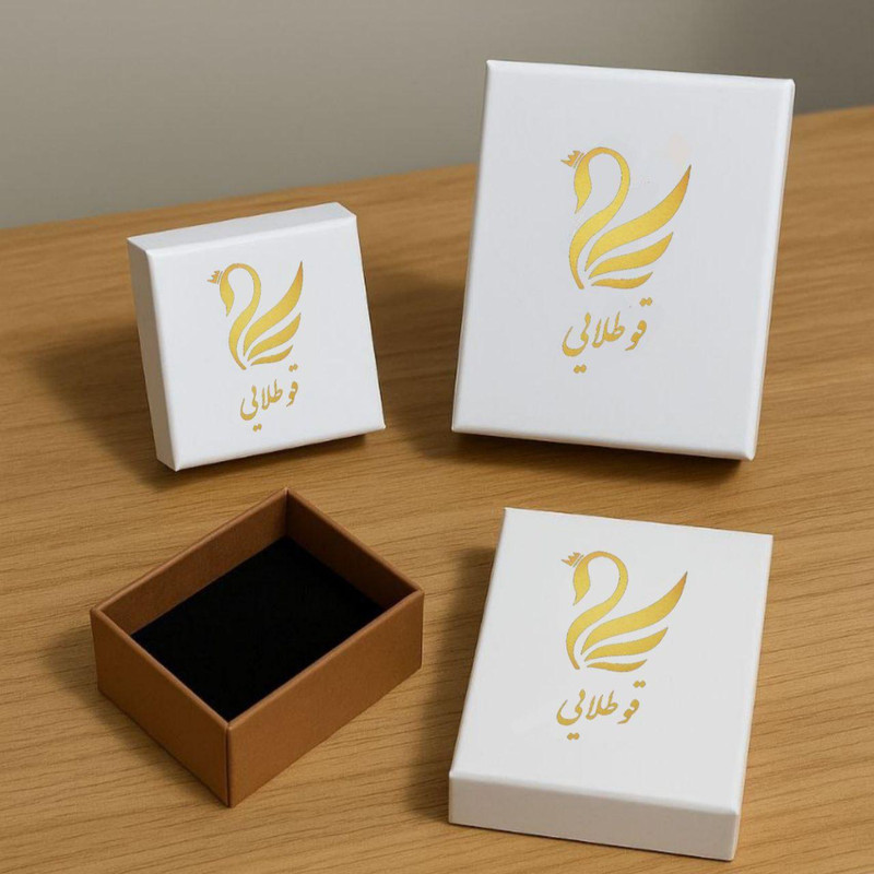 آویز گردنبند طلا 18 عیار زنانه گالری قو طلایی طرح کلید بخت و اقبال