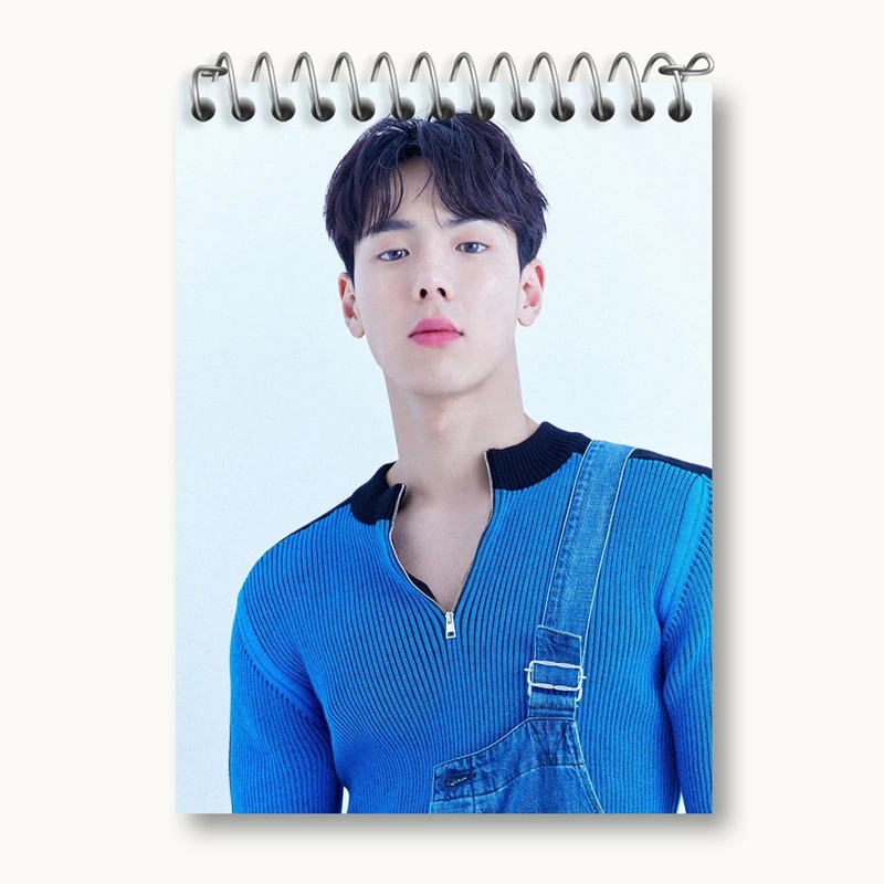 دفتر یادداشت 50 برگ خندالو مدل شونو گروه مانستا اکس MONSTA X کد 21144