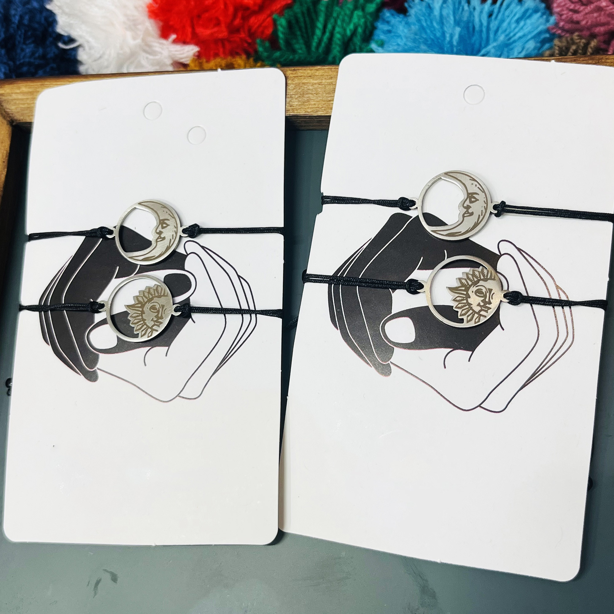 دستبند مدل خورشید و ماه مجموعه 2 عددی