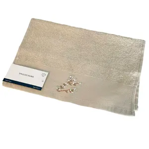 حوله انگلیش هوم مدل Kokina سایز 30x40 سانتی متر