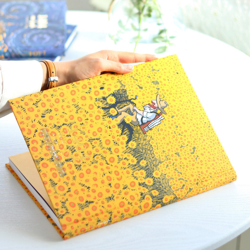 سالنامه سال 1404 برگ تحریر مدل ونگوک آفتابگردان