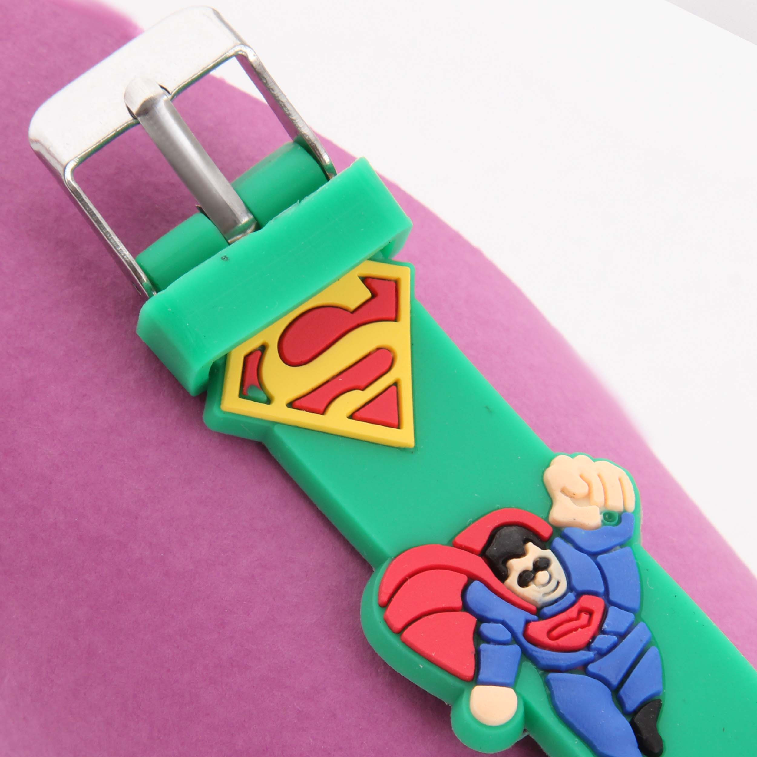 ساعت مچی دیجیتال پسرانه مدل سوپرمن کد WHK_034