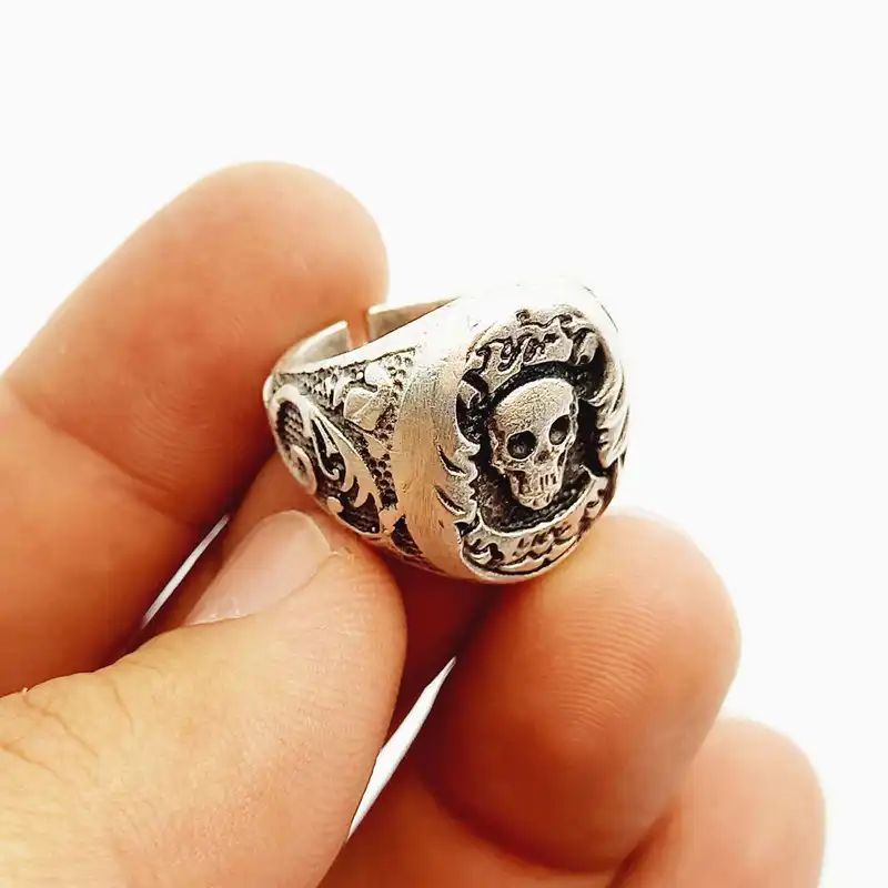 انگشتر مردانه مدل ورشو طرح جمجمه کد 546ANM