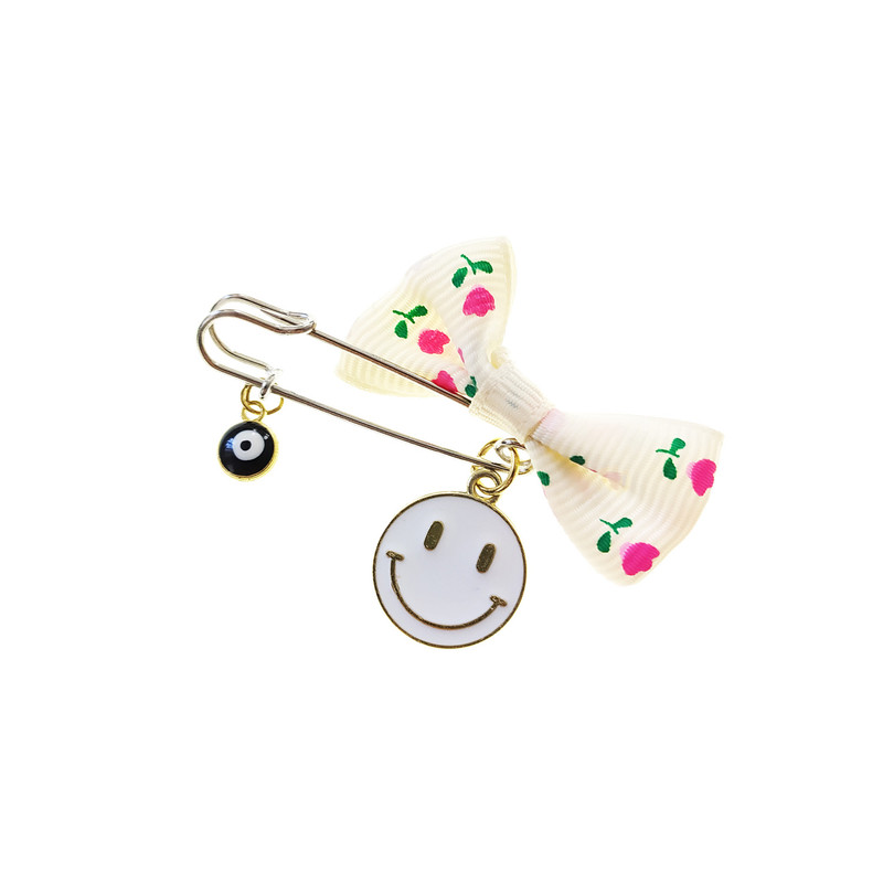 سنجاق سینه دخترانه مدل لبخند 01