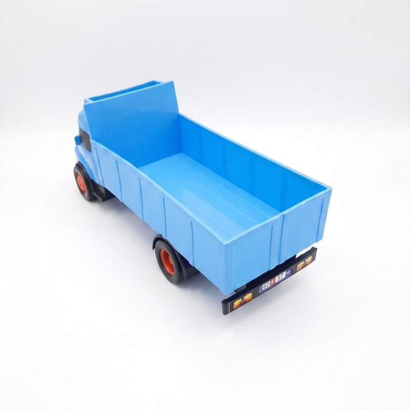 ماشین بازی کامیون مدل بنز 911، با بدنه پلاستیکی، ابعاد 31×16×10 و مناسب 1 تا 16 سال