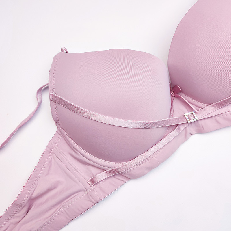 سوتین زنانه مدل ونوس اسفنجی فنردار کاپ B کد 551921s