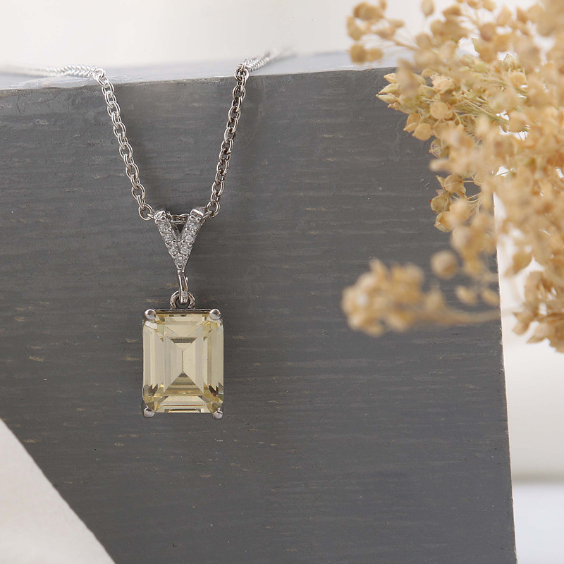 نیم ست نقره زنانه بازرگانی میلادی مدل سنگ کوارتز نگین برلیان بدون ریزش آبکاری رادیوم کد NTR_491 نیم ست نقره زنانه بازرگانی میلادی مدل سنگ کوارتز نگین برلیان بدون ریزش آبکاری رادیوم کد NTR_491