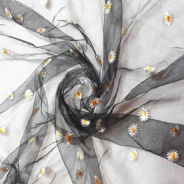 روسری زنانه مدل بابونه مینی