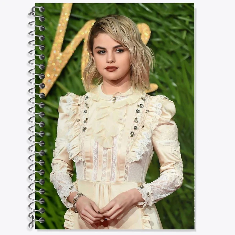 دفتر زبان 50 برگ خندالو مدل دو خط طرح سلنا گومز Selena Gomez کد 19205