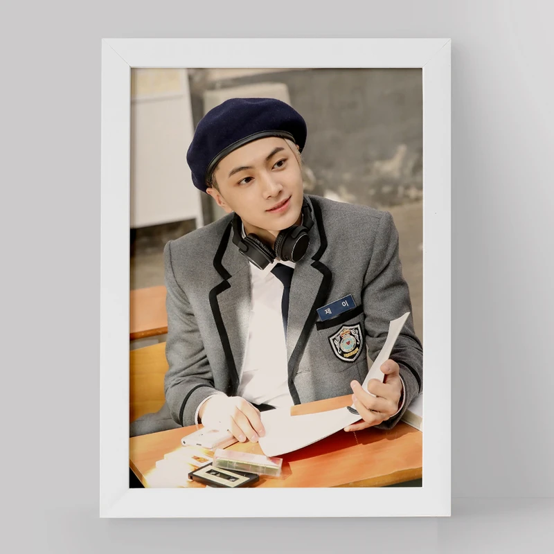 تابلو خندالو مدل جی گروه انهایپن کد 12333