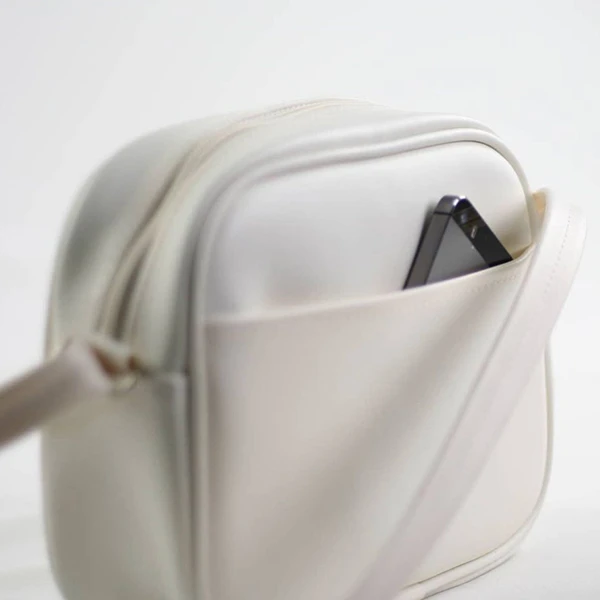 عکس شماره 21 : کیف رودوشی مدل مینیمال