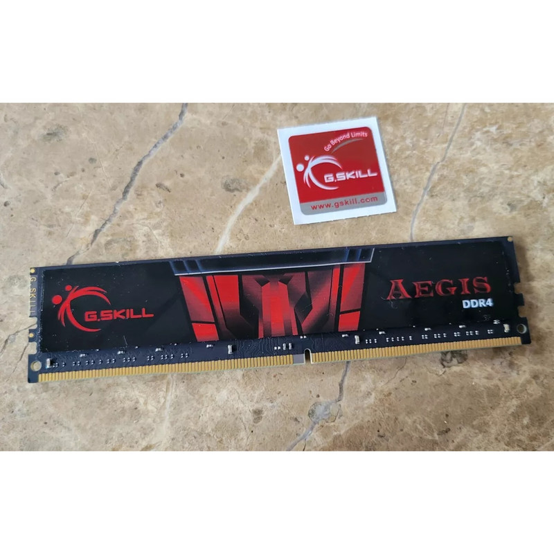 رم کامپیوتر جی‌اسکیل DDR4 تک کاناله 8 گیگابایت مدل AEGIS فرکانس 3200 مگاهرتز تایمینگ CL16 و ولتاژ کاری 1.35 ولت