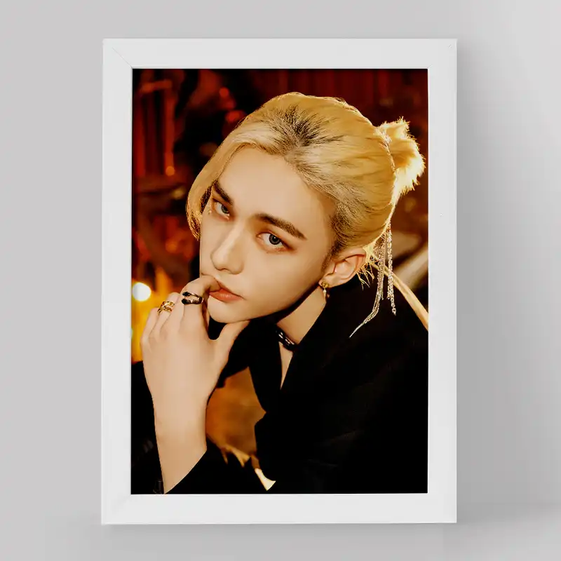 تابلو خندالو مدل هیونجین گروه استری کیدز Stary Kids کد 16868