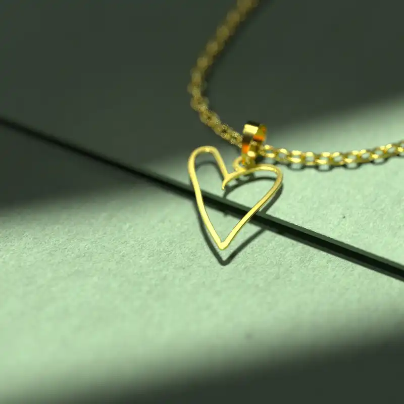 گردنبند طلا 18 عیار زنانه مدوپد مدل  طرح قلب کد E1189