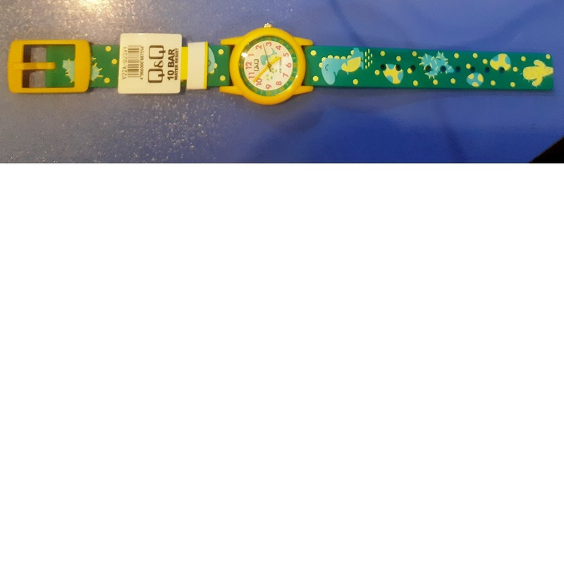 ساعت  مچی عقربه ای پسرانه کیو اند کیو مدل V22A-023VY