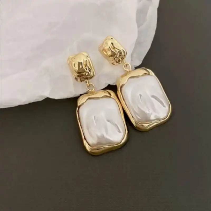 گوشواره زنانه مدل yda