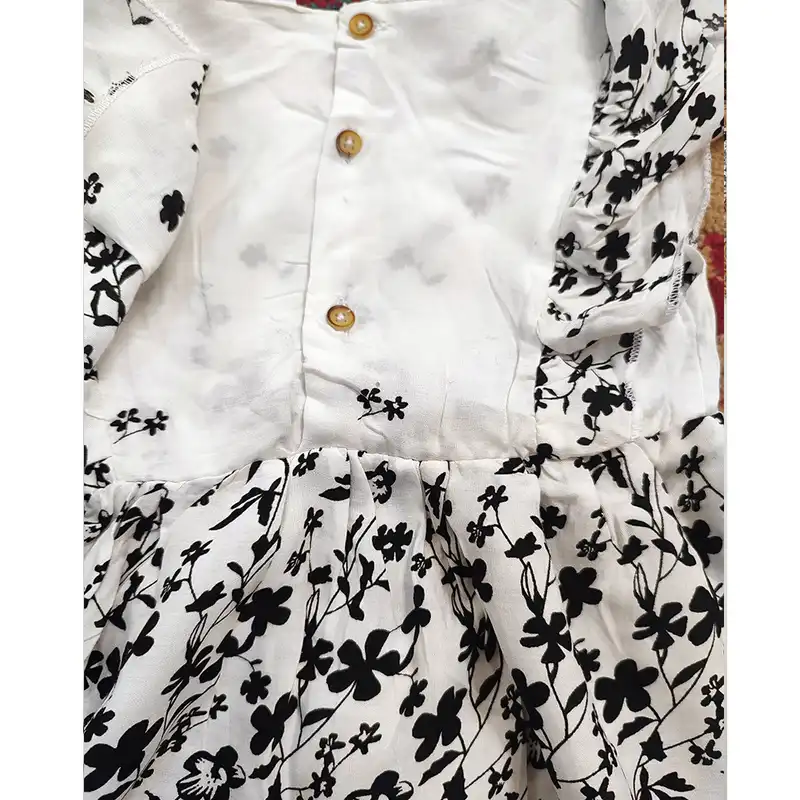 پیراهن نوزادی کارترز مدل گل دار WH789